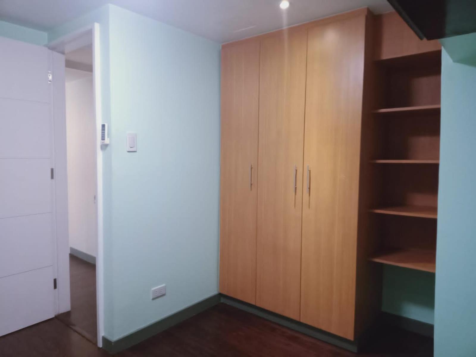 2 Bedrooms Units Forbes Area 5Th Avenue Bgc Center Маніла Екстер'єр фото