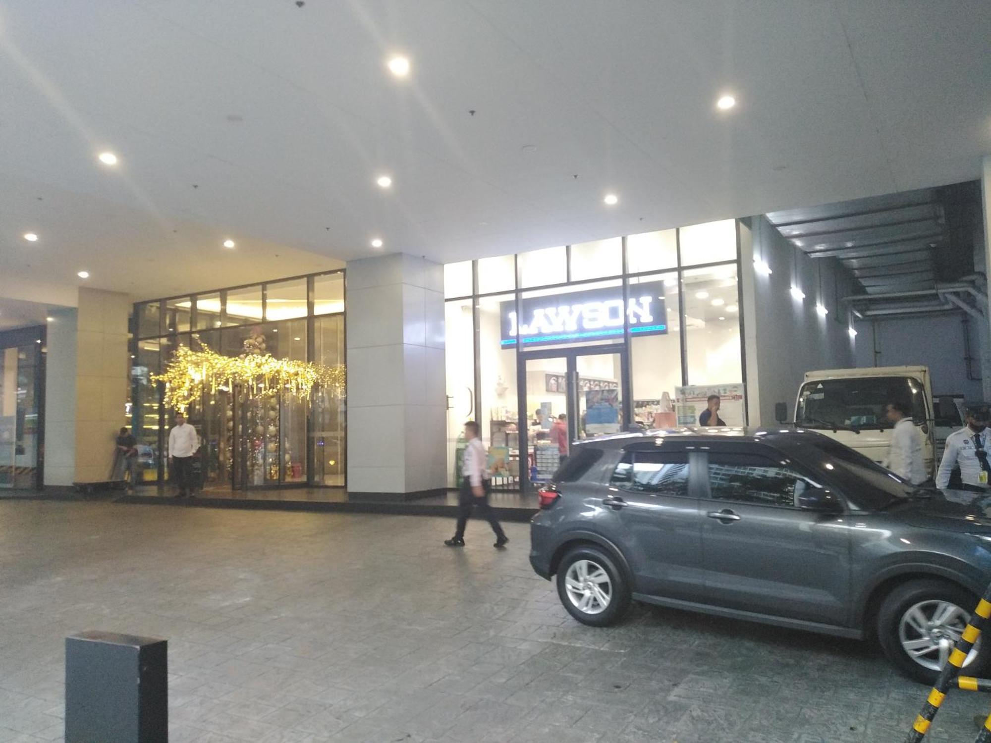 2 Bedrooms Units Forbes Area 5Th Avenue Bgc Center Маніла Екстер'єр фото